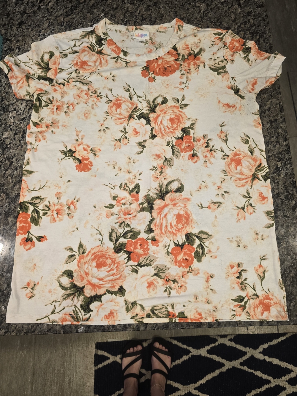 LuLaRoe Cream Floral Tee with Peach and Green Roses